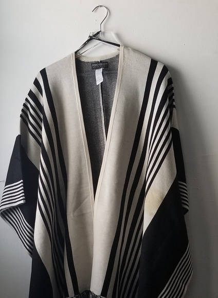 Forever 21 Jackets & Blazers - Black and Tan Cape